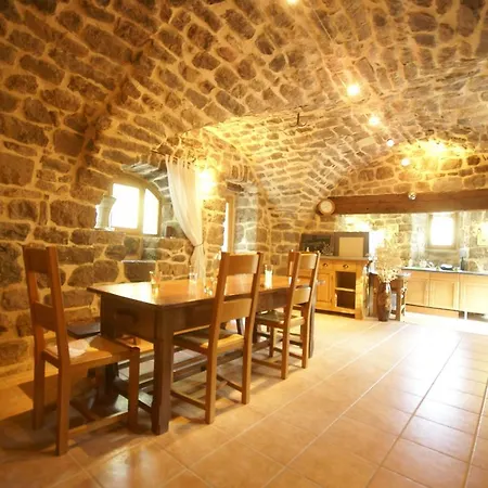 Maison De Vacances - Burzet 2 Ferienhaus *
